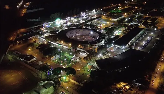 A 53ª edição da ExpoParanavaí acontecerá entre os dias 7 e 16 de março; veja programação de shows