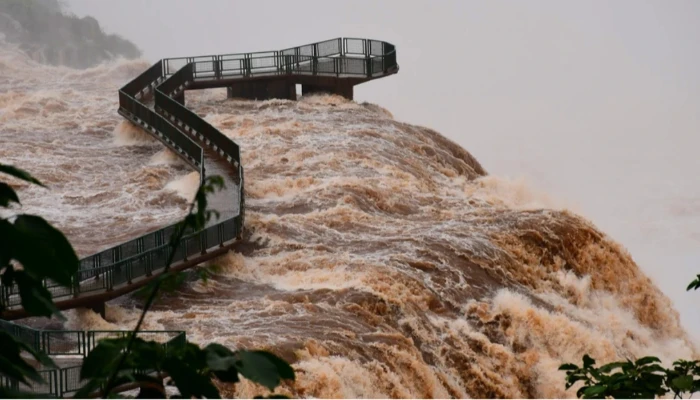 Cataratas do Iguaçu registram volume 10 vezes acima da média; confira os recordes históricos