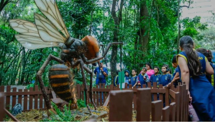Prefeitura de Maringá prorroga fim da exposição “Primavera Encantada: Natureza Gigante”