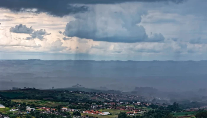 Em menos de duas semanas, 16 cidades do Paraná já ultrapassaram a média de chuvas de outubro
