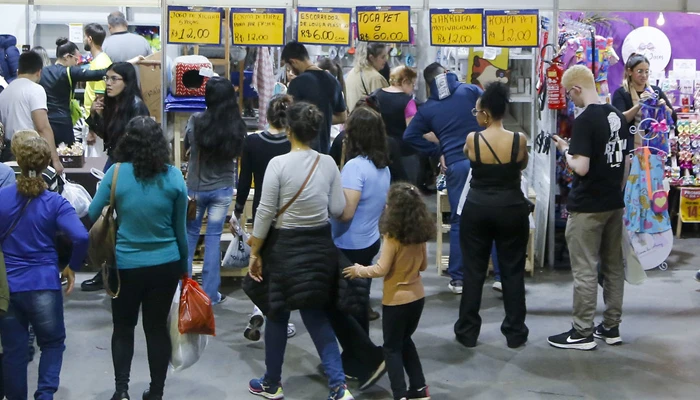 Maior feira de ponta de estoque do Paraná acontece entre os dias 16 e 19 de julho; saiba mais