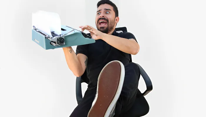 Humorista se apresenta na cidade em abril.