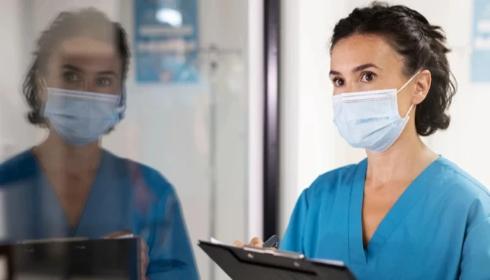 Hospital Universitário da UEM abre vagas para técnico de enfermagem e enfermeiro