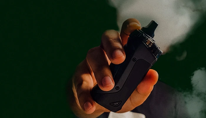 Pesquisa da Unifesp mostra que um em cada nove adolescentes usa cigarro eletrônico no Brasil.