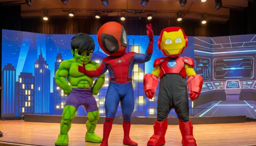 Spidey e Seus Amigos Vingadores