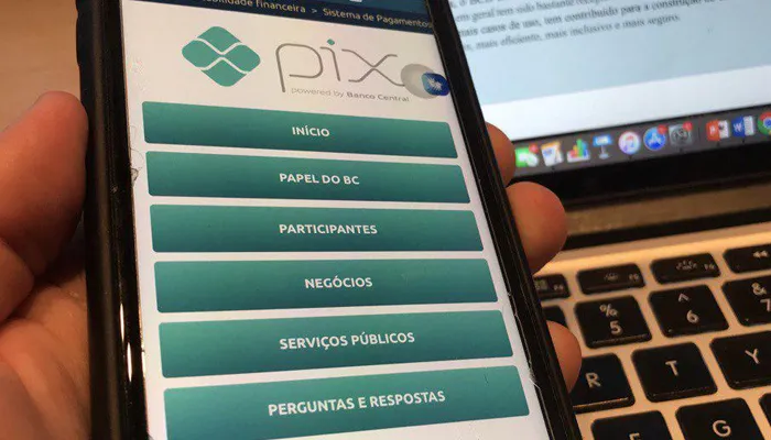 Com 73 milhões de transações em apenas um dia, uso do Pix aponta novos hábitos financeiros.