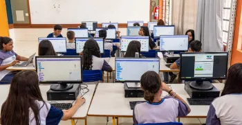 EDUCAÇÃO