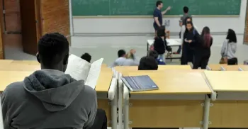 EDUCAÇÃO